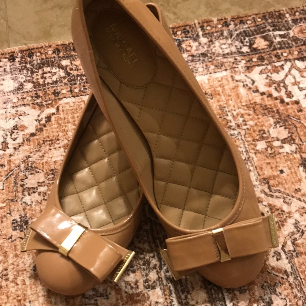 MK heels